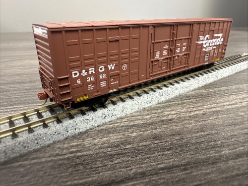 Micro-Trains Escala N #103010 60’ Caja Coche Exceso Ht D&RGW #63892 NUEVO EN CAJA | Zustand: New