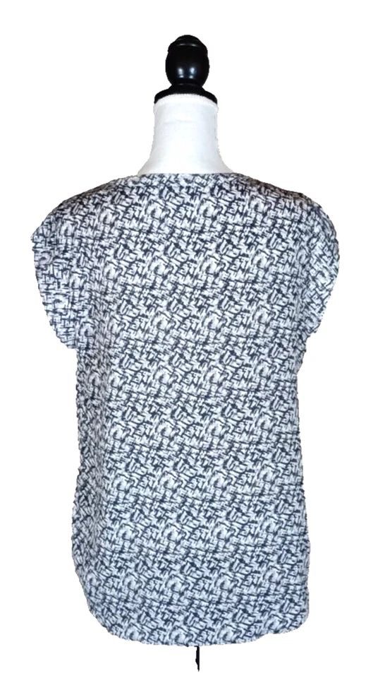 Blusa Top Mujer Multicolor Talla Mediana Geomérica Manga Gorra Cuello en V Foto 3 de 4