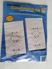 Creative Moments Candlewick Kit 8273 Hearts Pair of Guest Towels 1983 Sealed New