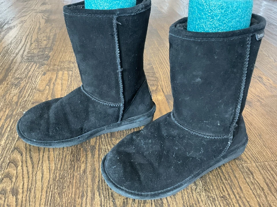 Bearpaw Elle Short Boot Black Fur Lined Pull On Winter Boots Women's US Size 9 - Image 4 of 4