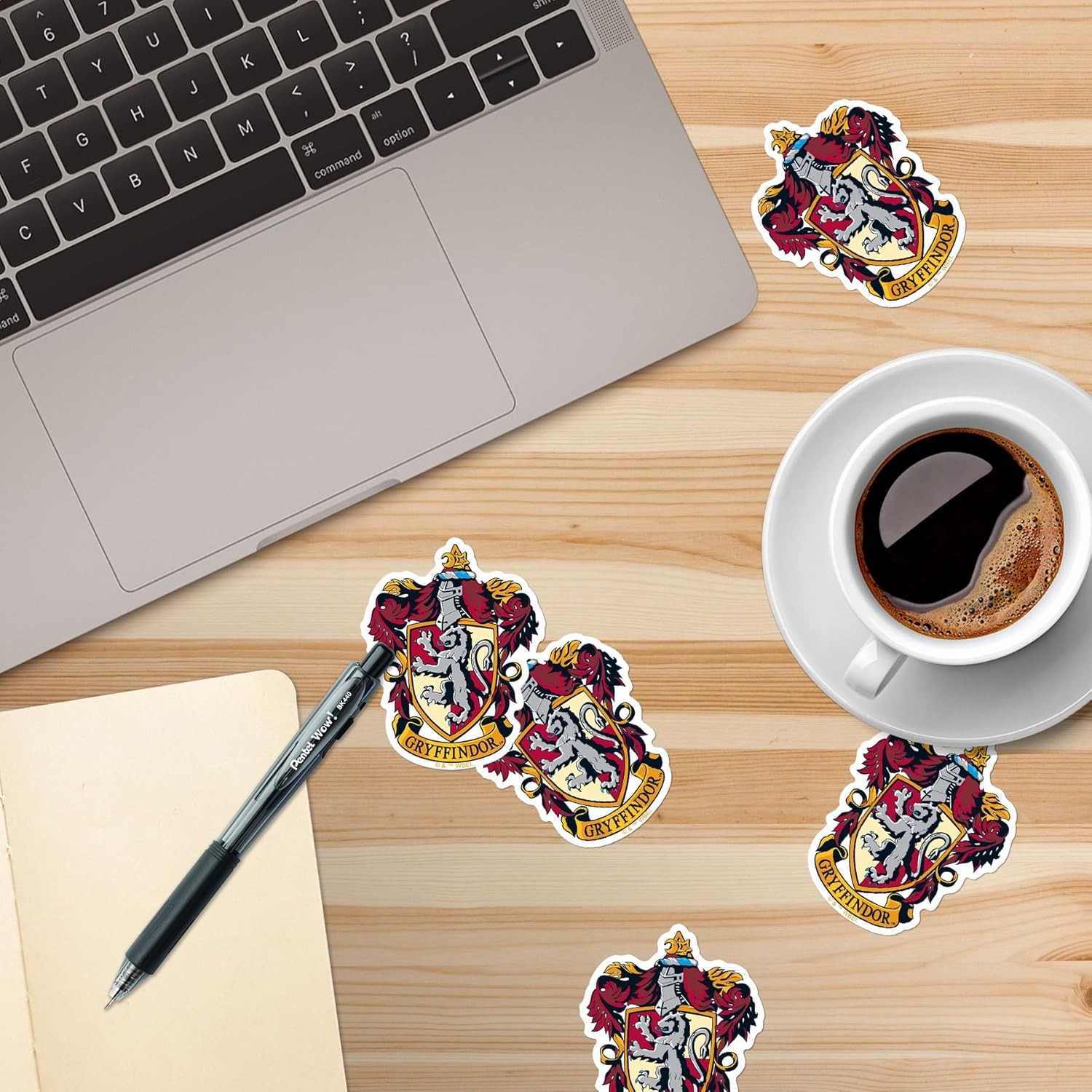 HARRY POTTER GRYFFINDOR CREST DIE CUT VINYL 50 CT STICKER PACK