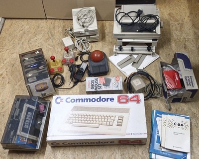 Comodore C64 / MEGA Set OVP / Joysik / Floppy / Drucker / Handbuch / Disketten