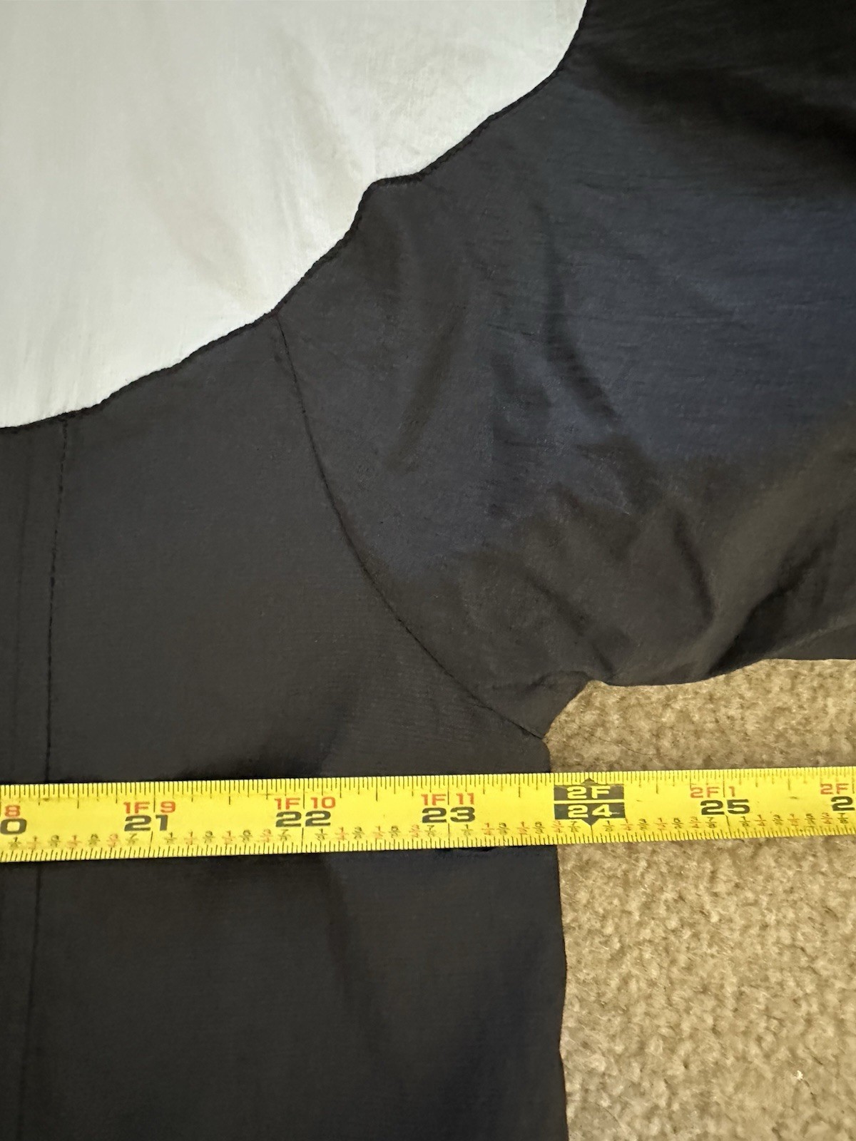 Nike Windrunner Parka Packable drawstring cinch w… - image 15