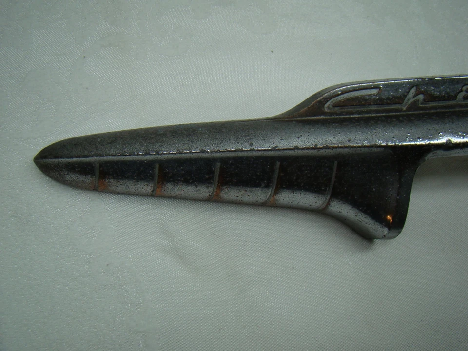 Chevrolet 1953 emblema capó 53 convertible camioneta sedán entrega Foto 2 de 4