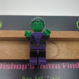 Lego Batman DC Comics Beast Boy 76035 Jokerland Super Heroes Minifigure. 