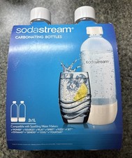 SodaStream Fizzi Sparkling Water Maker Bundle Kit Black