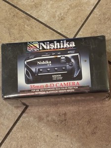 Vintage Nashika N9000 35mm 3-D Camera with Original Box