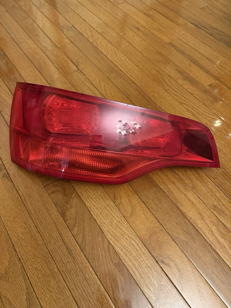 Luz Antiniebla Trasera Izquierda Akozon Para Parachoques - Compatible Con MK7 2008-2016, Color Rojo, Nº 1552734