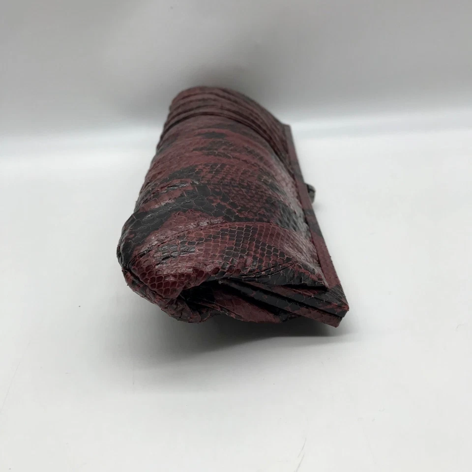 Bolso de mano Kotur de piel de serpiente rosa y negro Foto 3 de 4