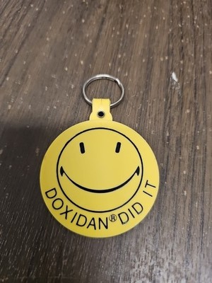 Drug Rep Key Chain  Doxidan Did It  Pharmaceuticals Yellow Smiley Face Some Wear