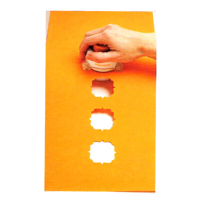 Perforatrice Volante Aimantée Fiskars - Fait Un Carré Festonné De 38mm, Parfaite Pour Le Scrapbooking !