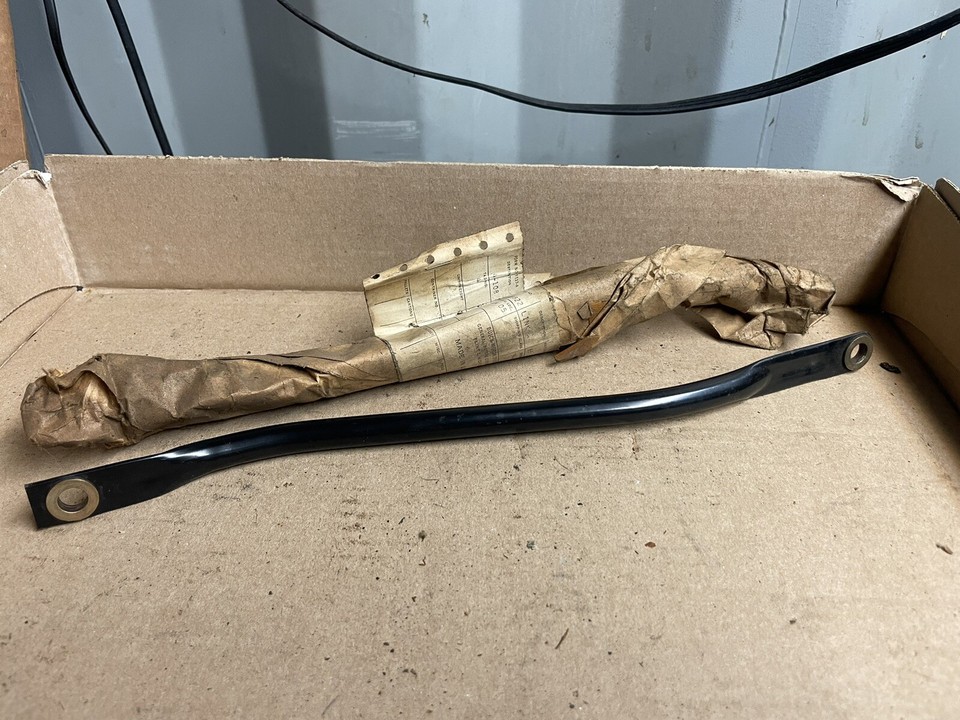 196163 Buick NOS GM 4908822 Windshield Wiper Motor Drive Link Special