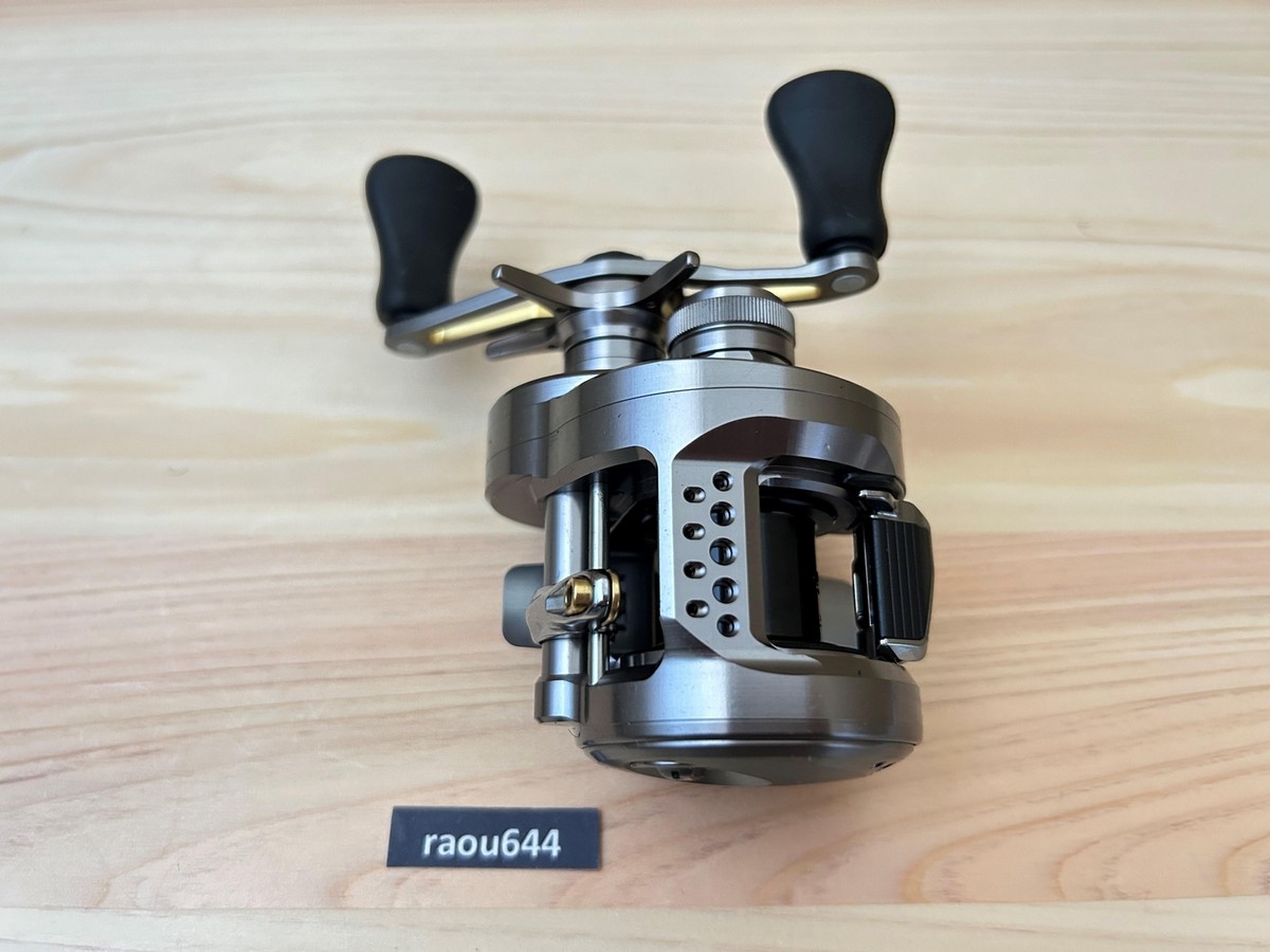 SHIMANO 23 Calcutta Conquest BFS XG Right Handle Extra High SHIMANO 23 Calcutta Conquest BFS XG Right Handle Extra High