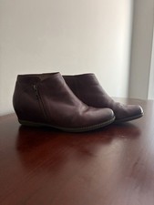 Dansko Balance Women s Burgundy Leather Ankle...