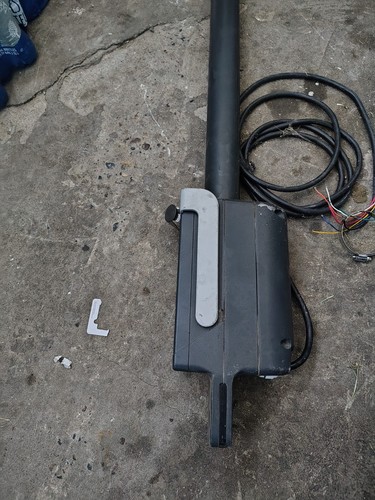 Nice titan 912l-1 vehicular gate actuator