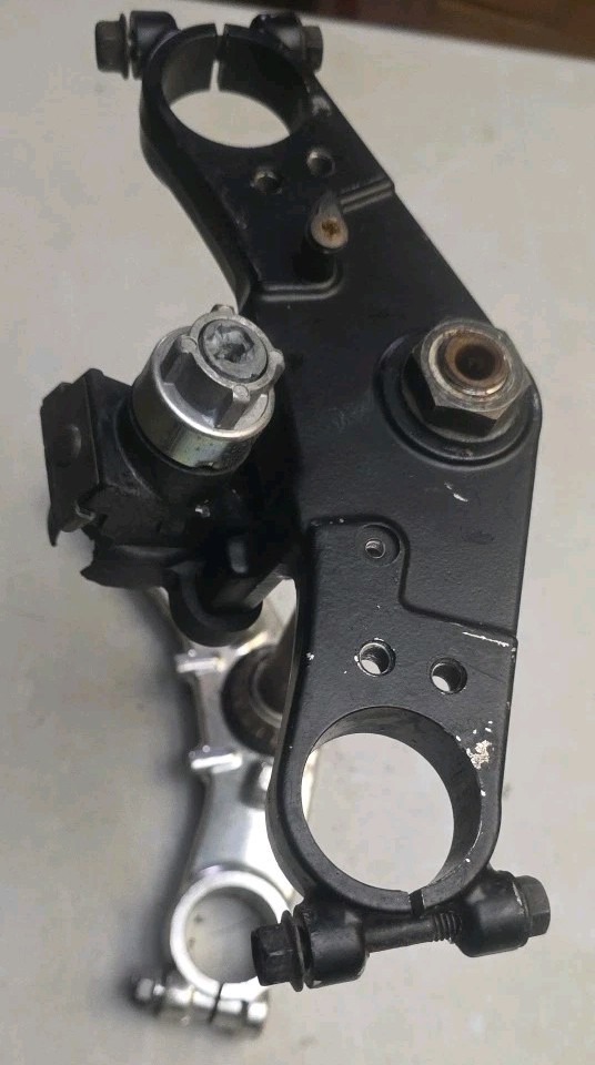 1986 1987 OEM KAWASAKI NINJA 1000R ZX-10 TRIPLE TREE 32002-1808 | eBay