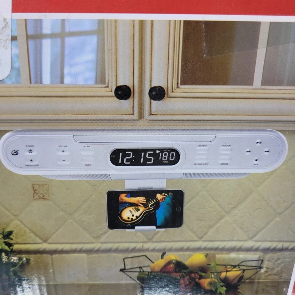 GPX MP3-Ready Under Cabinet CD/Radio MP3 Player Timer, Remote, KC220S Brand NEW - Image 3 of 4