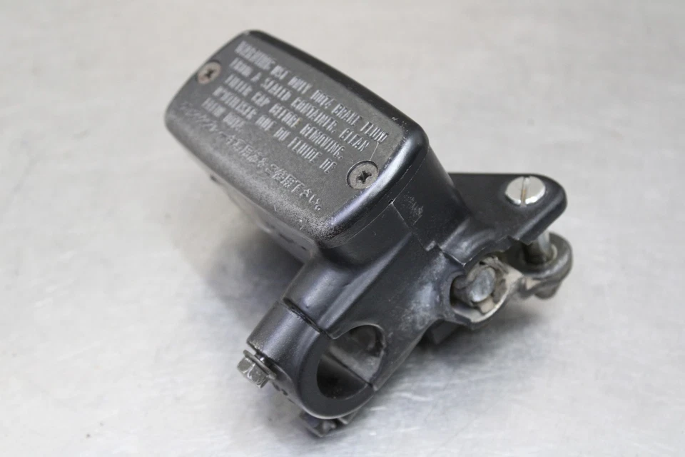 96-02 HONDA ST1100 ST 1100 FRONT BRAKE MASTER CYLINDER Foto 2 de 4