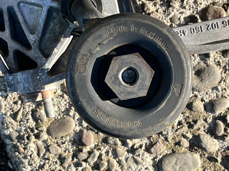 Porsche 911/ Boxster/ Cayman tensioner & P/S pump bracket 997.102.260.00 99-08 - Image 2 of 4