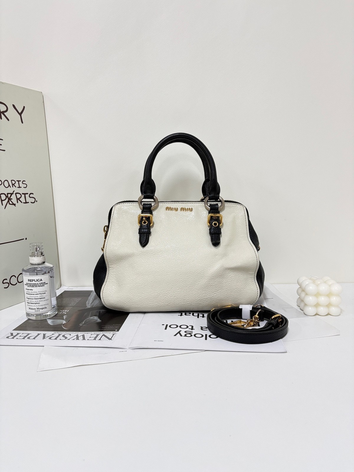 Miu Miu Pre-Owned Authentic Crossbody Bag Free Tracked Shipping