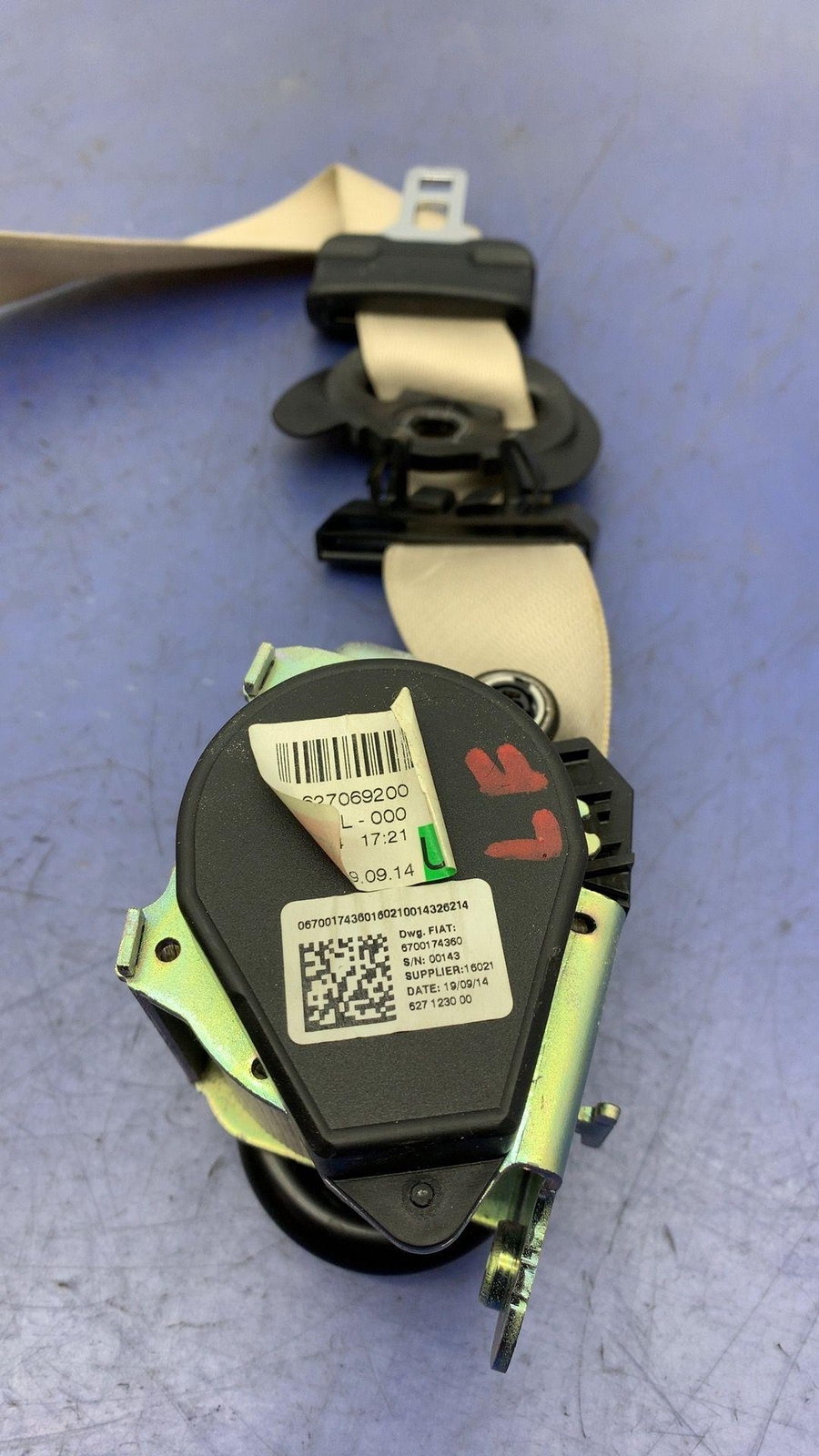 2014 - 2016 MASERATI GHIBLI M157 OEM LEFT FRONT SEAT BELT RETRACTOR 6700174360