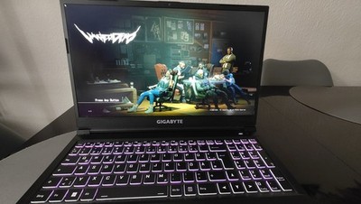 Gigabyte 12 Gen RTX 3050 24 GB RAM 512 GB SSD