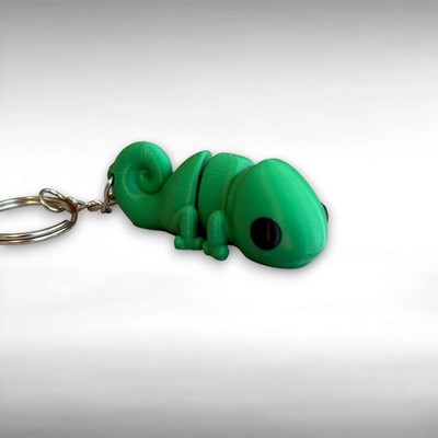 Chameleon 3D Printed Keychain   Flexible Lizard Keyring, Cute Reptile Gift