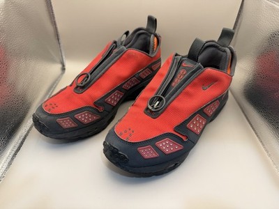 Womens Size 10 Nike Air Max Sunder Gore-Tex Hyper Crimson Used