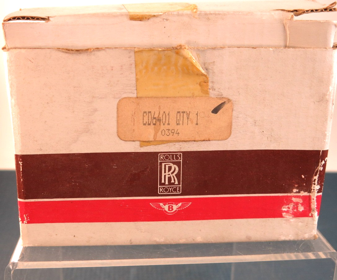 Rolls-Royce Bentley 1981-87 Lucas Distributor Cap. OEM - CD6401  / NOS54424083