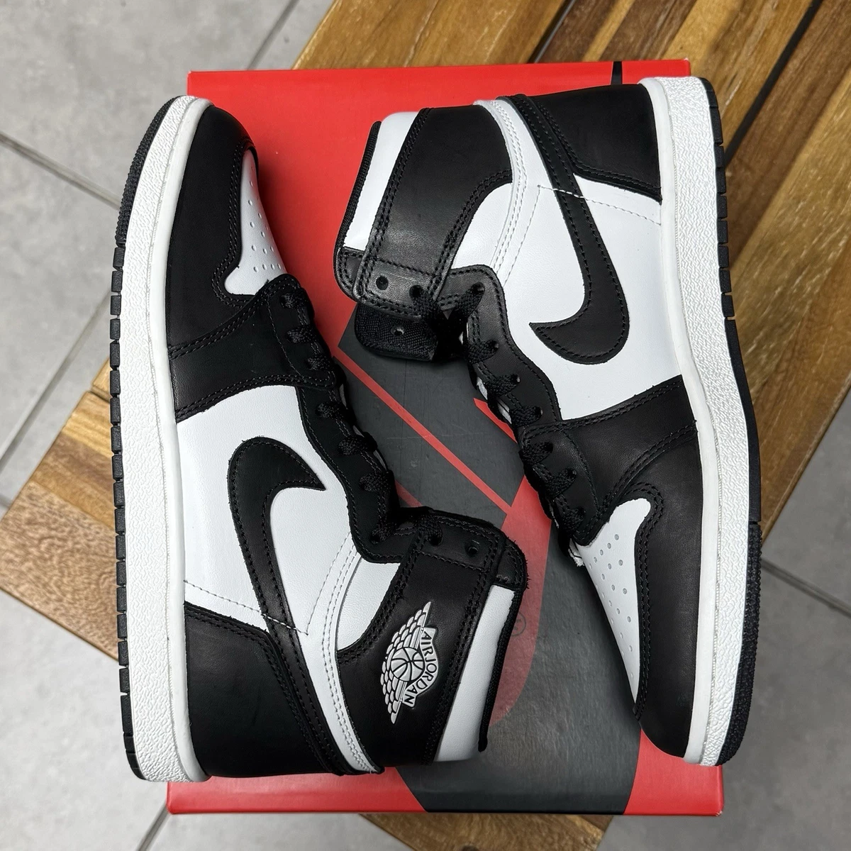 Jordan 1 Retro OG High Black White for Sale | Authenticity