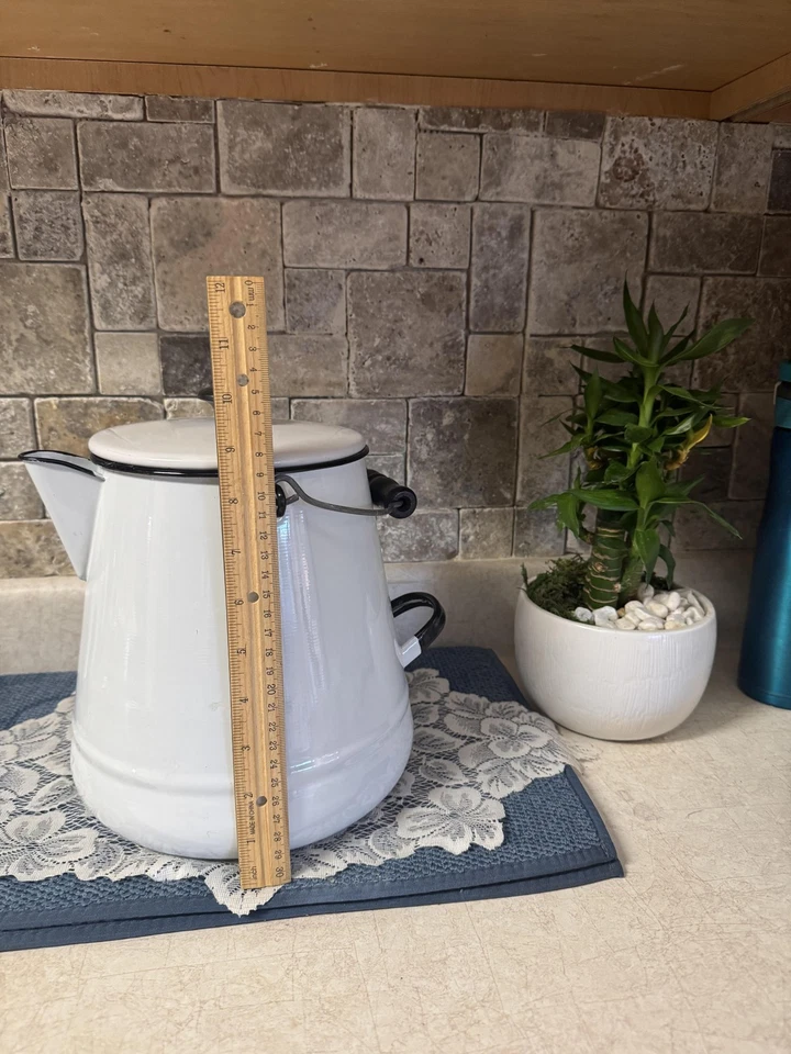 Olla esmaltada blanca tapa hervidor mango fianza caño cocina 9 pulgadas Foto 2 de 4