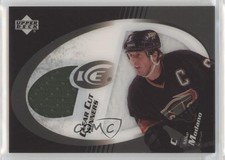 2003-04 Upper Deck Ice Clear Cut Winners Mike Modano #CC-MM HOF 1pc9