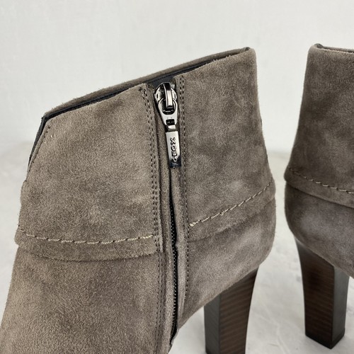 GEOX Ankle Boots 10 Womens Suede Bootie Taupe Size Zip Heels Comfort Casual - Picture 10 of 12