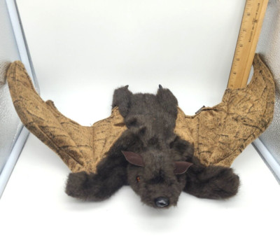 Folkmanis Bat Hand Puppet 22'' Wing Span Realistic Stuffed Plush Brown Fangs VGUC