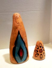 DRUMZRGURUVEN MUSICAL SHAKER GOURDS HANDPAINTED SIGNED LG SHAKER AND TIP GOURD
