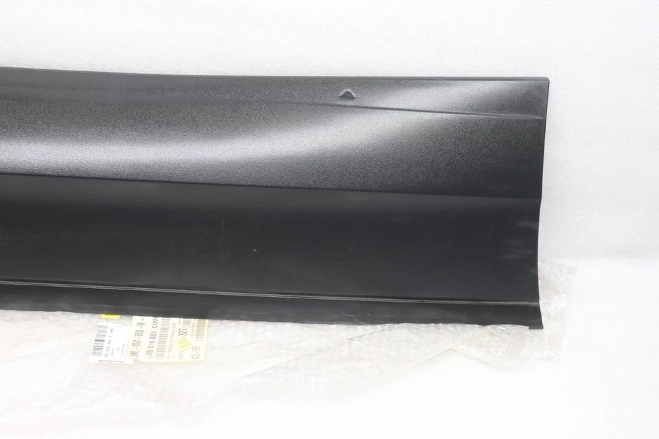 NUEVO VOLKSWAGEN TIGUAN 2018-2024 PUERTA TRASERA DERECHA CUBIERTA MOLDEADA INFERIOR OEM Foto 3 de 4