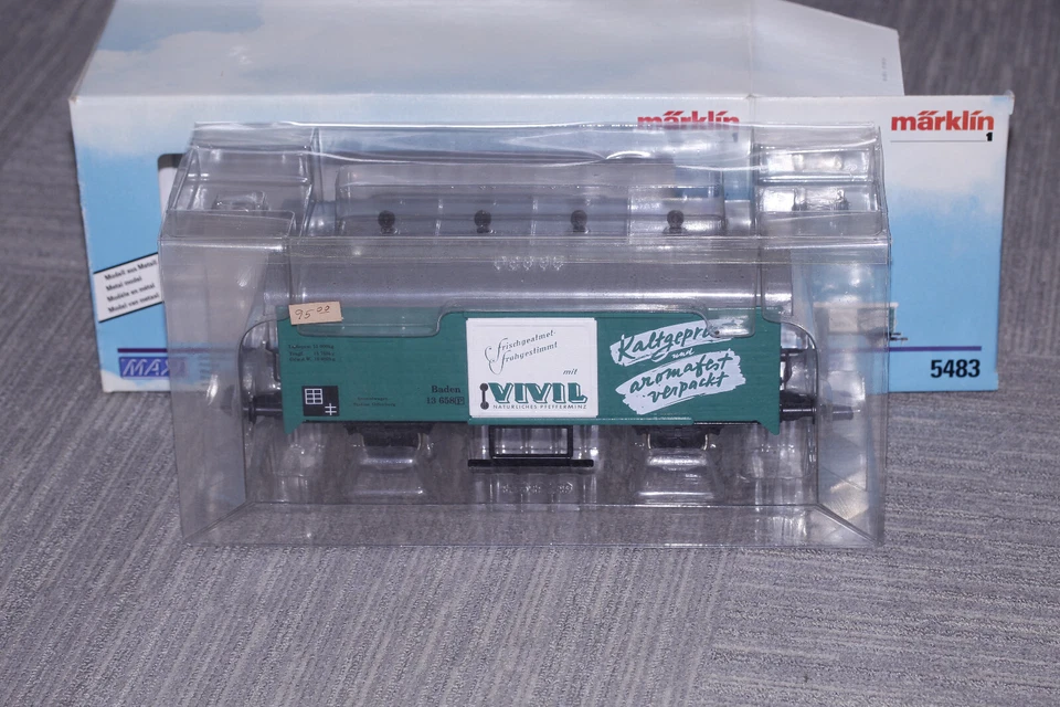 Märklín Maxi 5483 Box Car Metal Model Green Vivil Marklin - Image 2 of 4