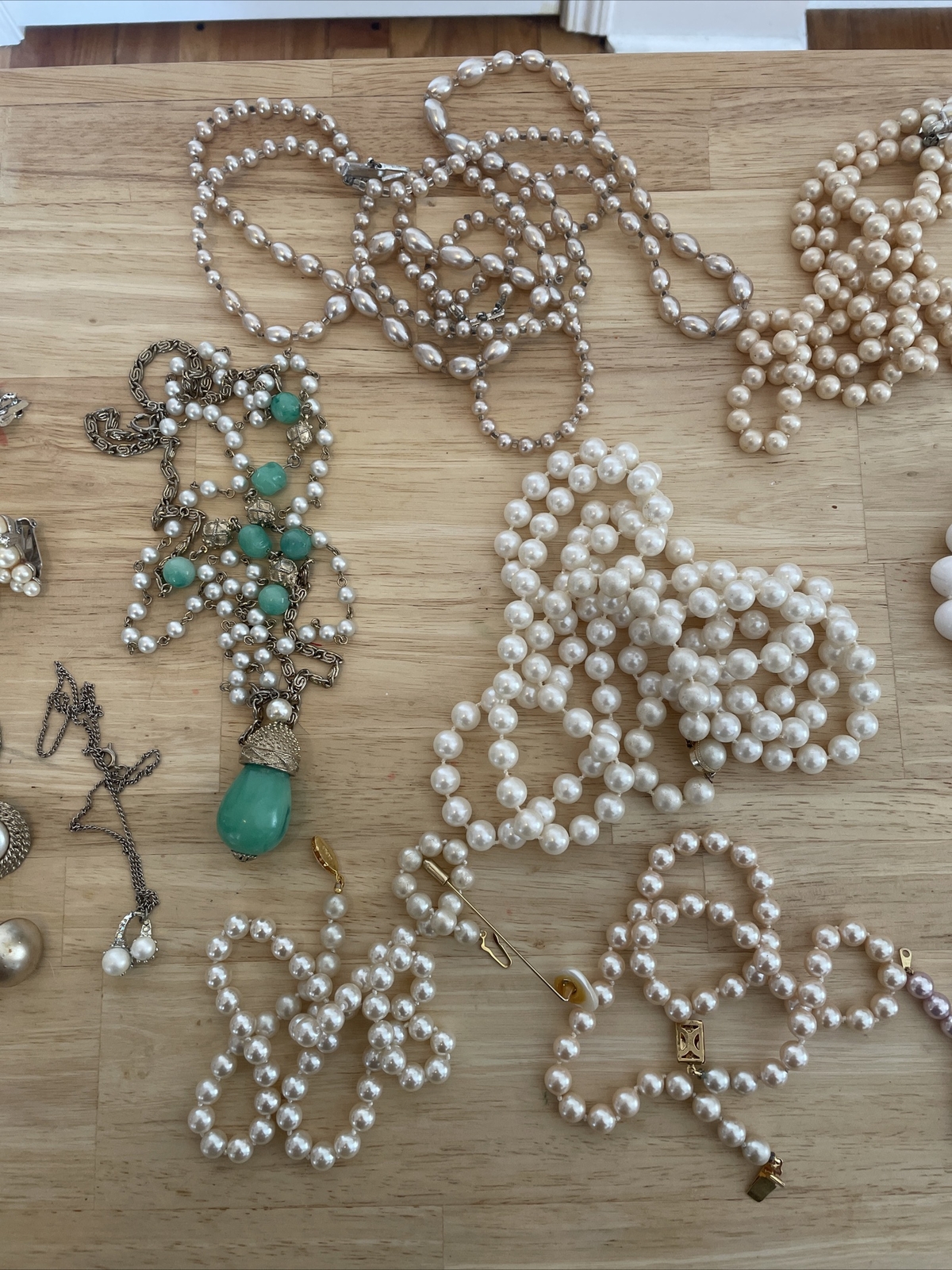 Vintage Estate Costume Pearl Jewelry Lot 10 Necklaces, 4 Pairs Of