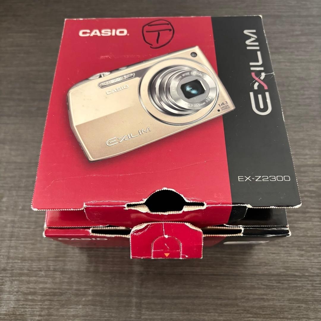 Casio EXILIM EXILIM EX-Z2300 14.5 MP Digital Camera - Gold for
