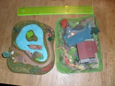 2 Teich Dioramas HO