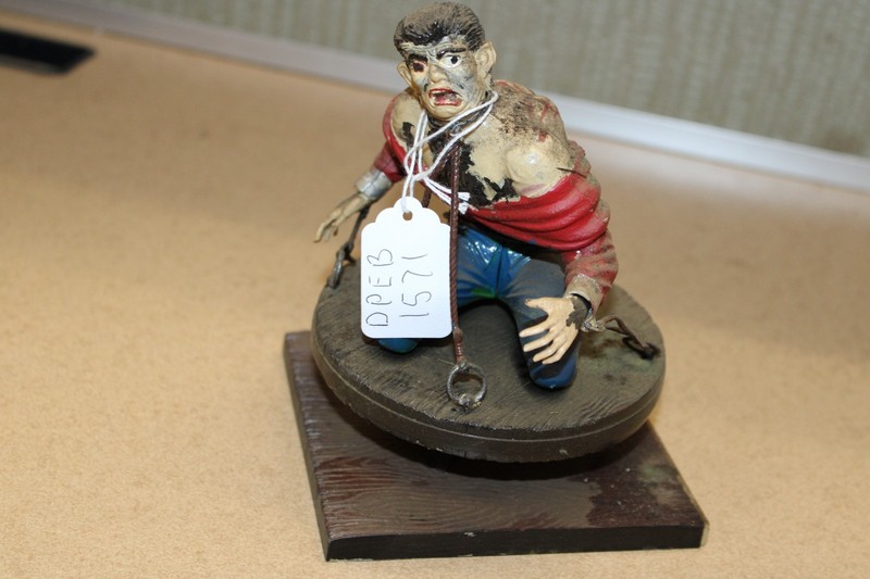 Aurora "Hunchback of Notre Dame" Model Kit