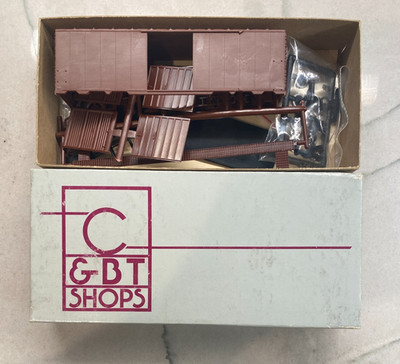 C&BT 1944 AAR 40' Boxcar 8' Tür 12 Panel Seiten 4/4 End Flat Roof Unverziert