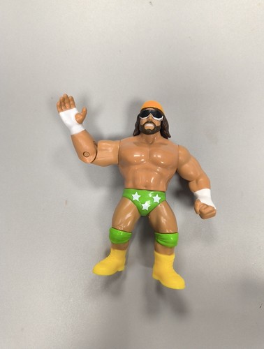 WWE WWF Mattel Retro Series 9 MACHO MAN RANDY SAVA...