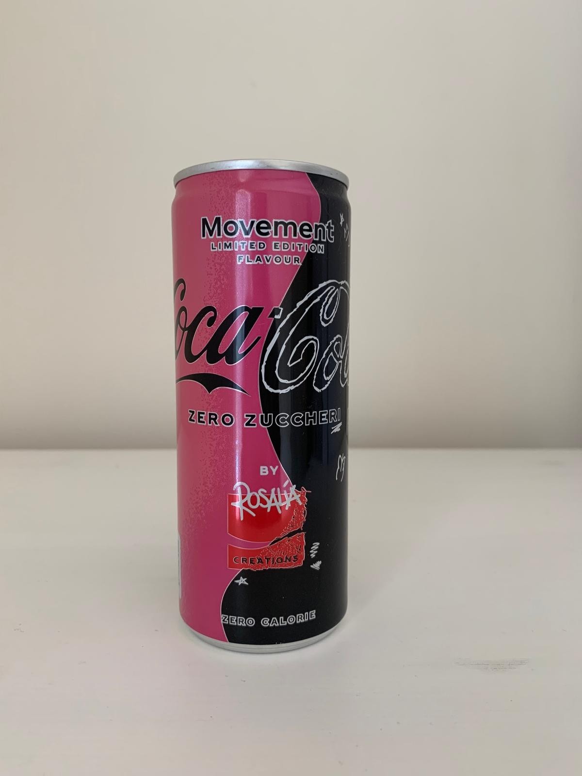Lattina Coca Cola X Rosalia (Edizione Limitata 2023) - Vuota