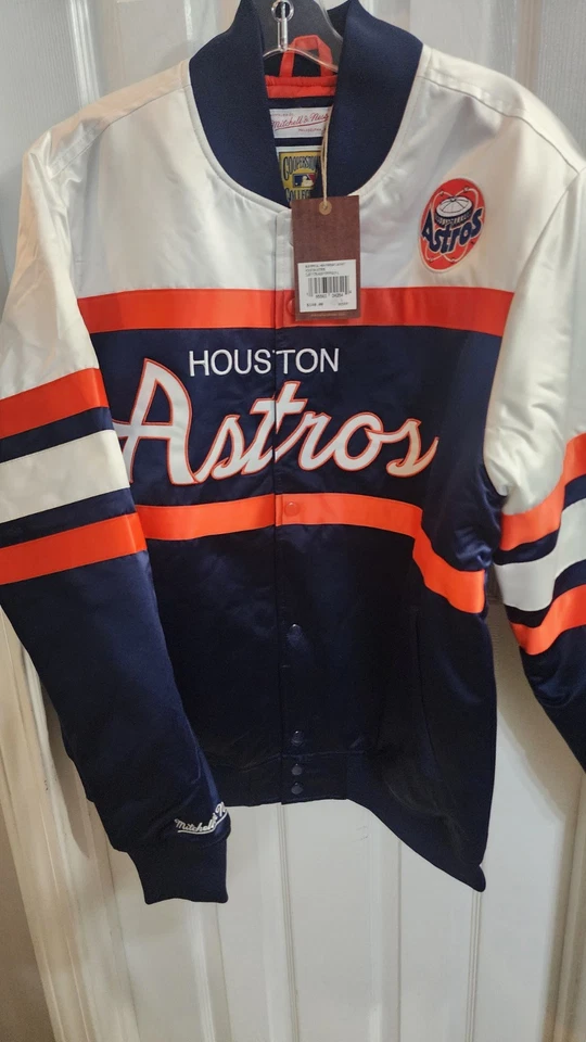 Size Large Men’s Mitchell and Ness Houston Astros Heavyweight Jacket - NWT - Image 3 of 4