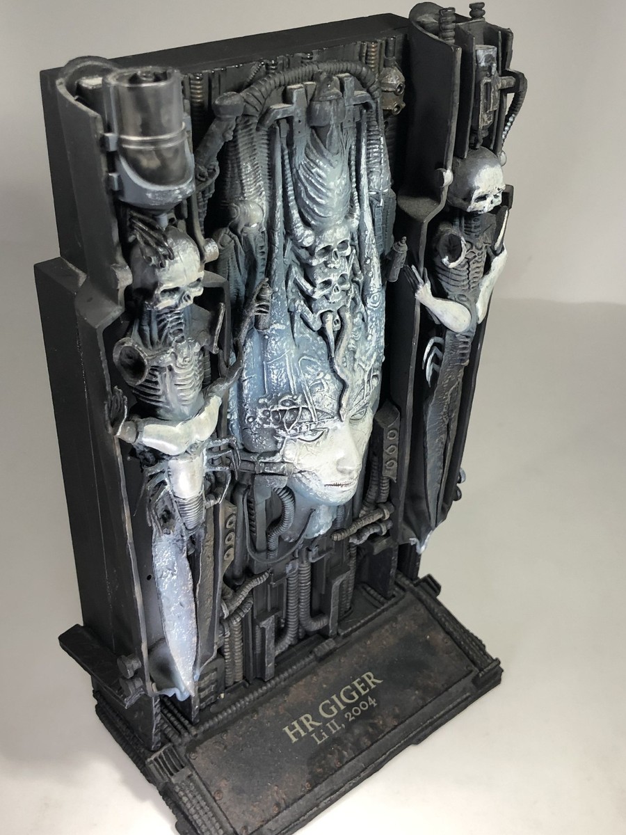 McFarlane Toys - HR Giger Li II limited edition art sculpture 2004