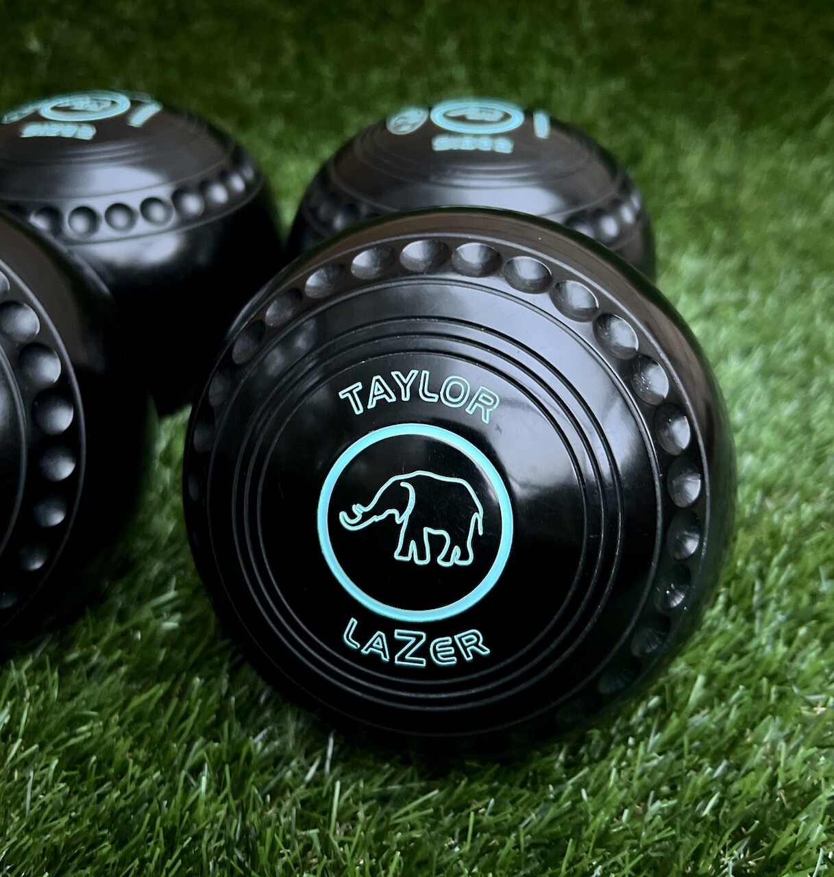 Taylor Lazer Lawn Bowls Size 2 In original box Very good condition