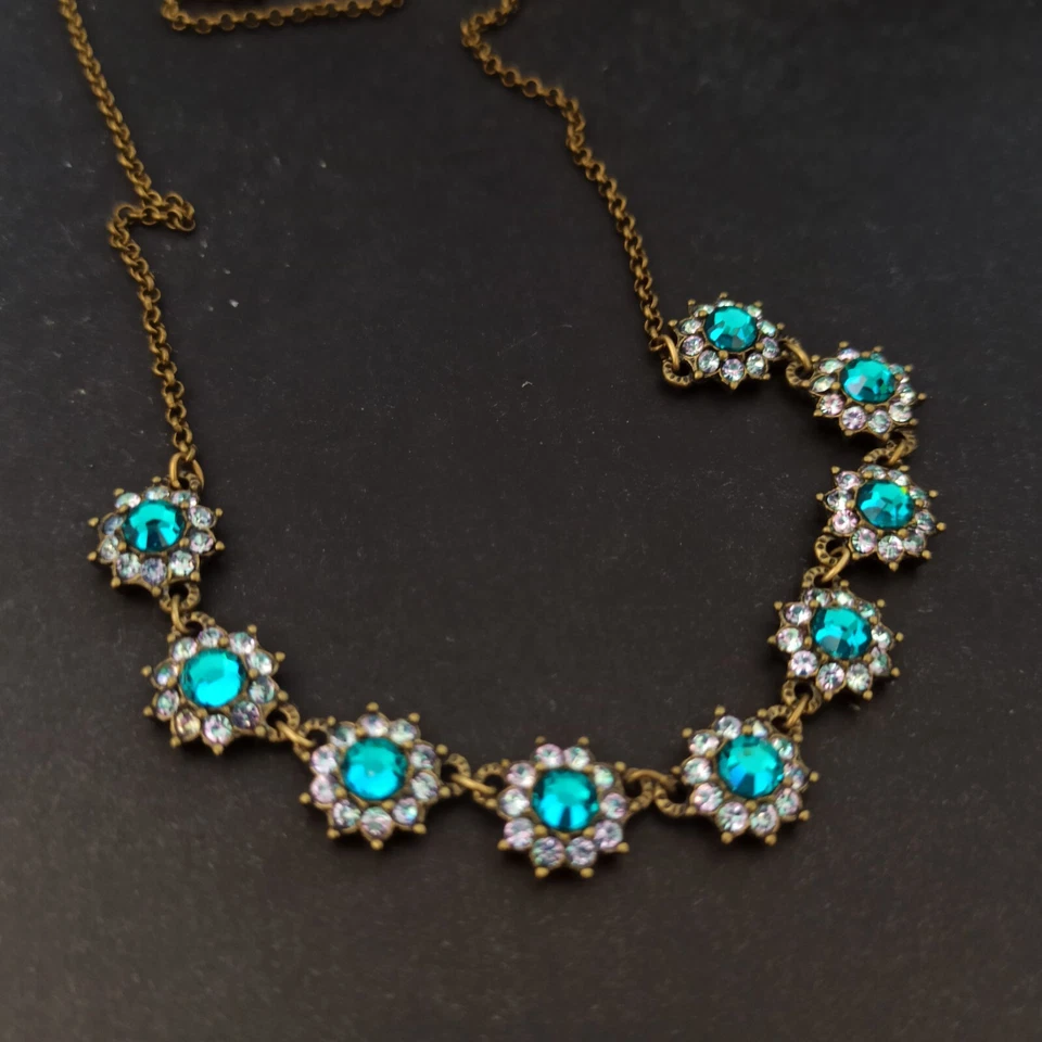 Collar Michal Negrin Azul Iridiscente AB Cristales Flor Romántico Brillante Foto 2 de 4