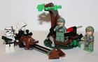 Star Wars Lego set #9489 Endor Rebel & Imperial Trooper Battle Pack complete!
