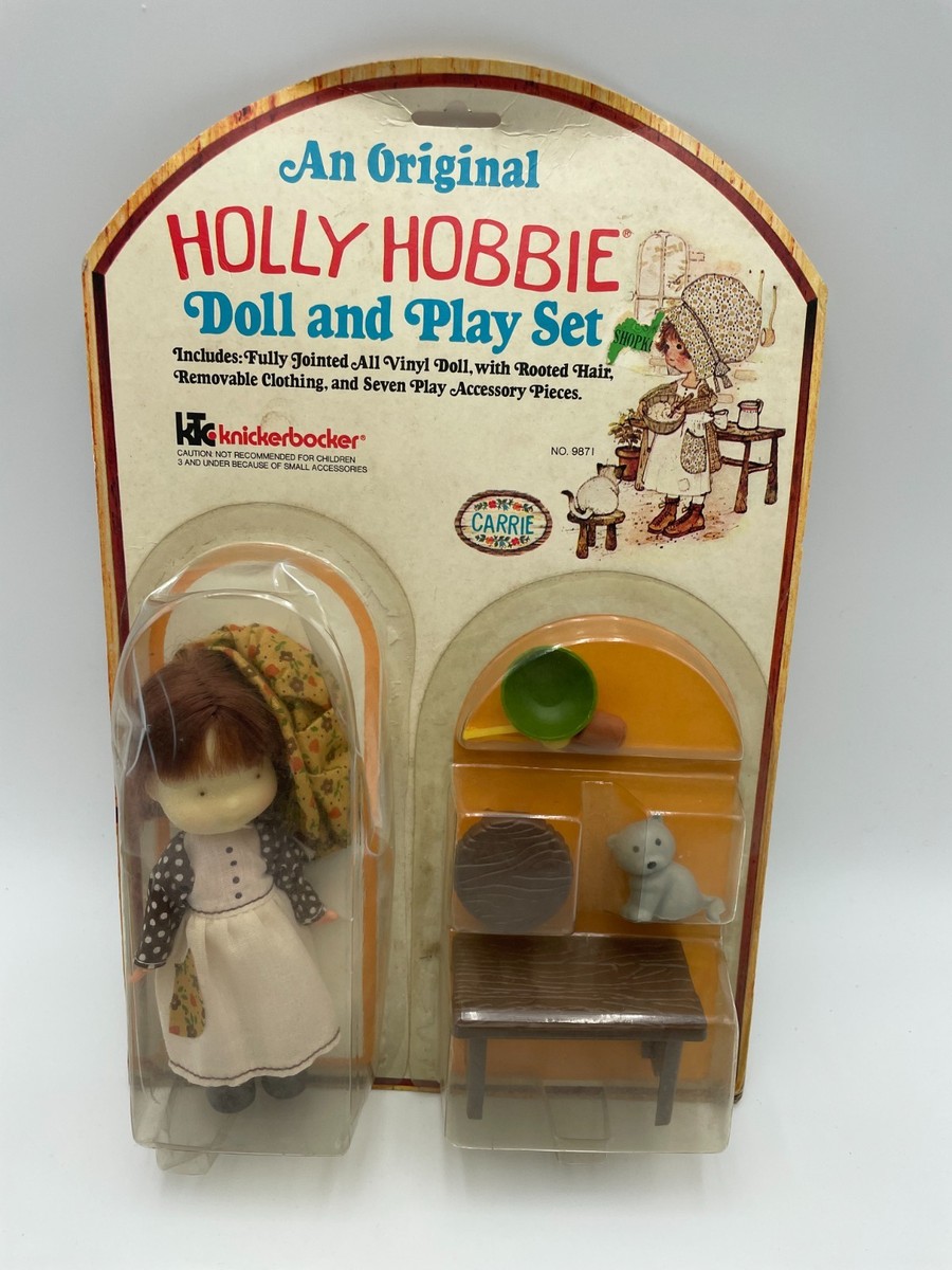 1976 Vintage Holly Hobbie Carrie Doll w/ 7-Piece Play Set